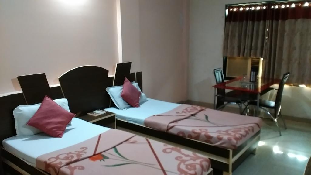 فندق صن بلازا Ankleshwar المظهر الخارجي الصورة
